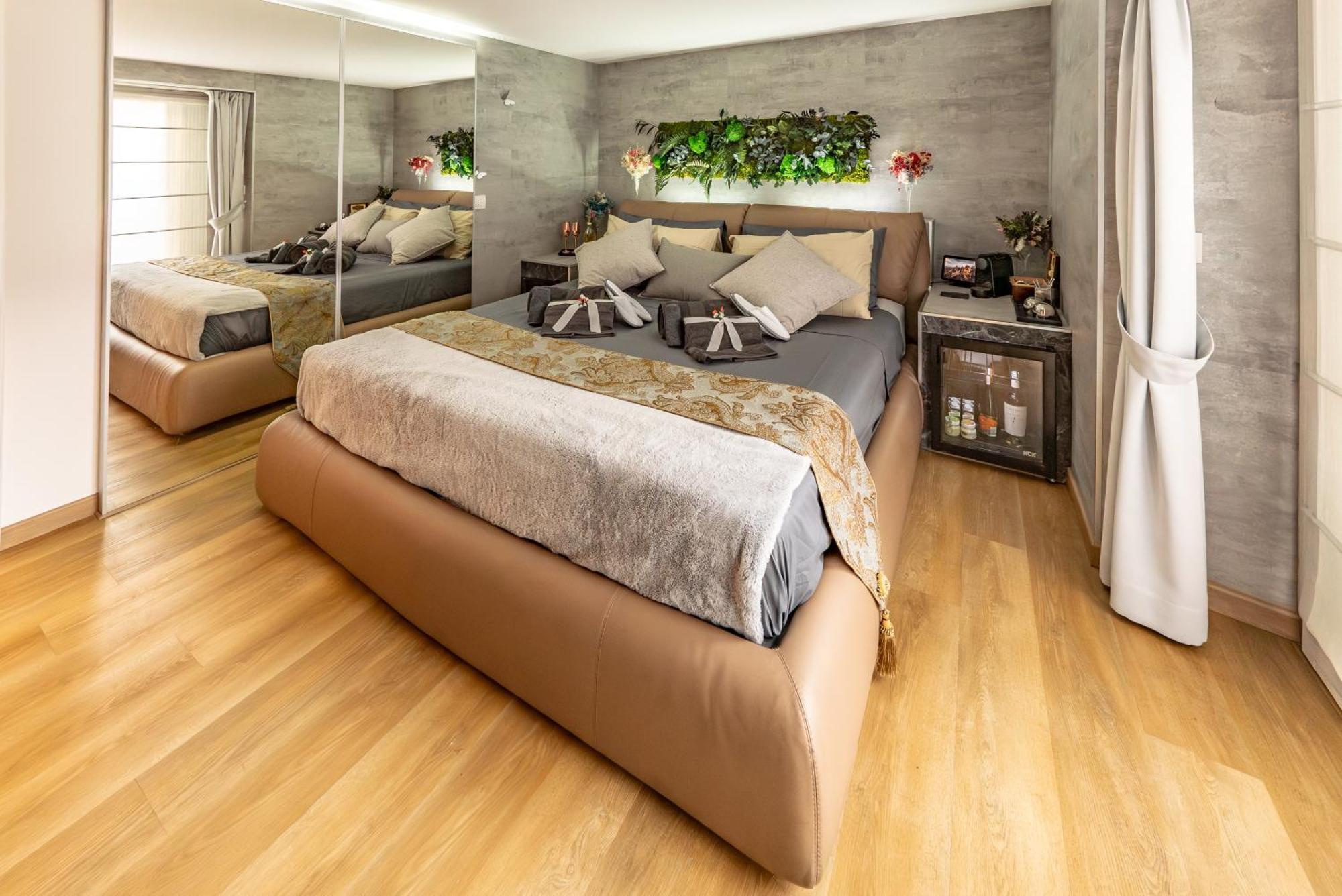 Luxe & Central Haven - Jacuzzi, Sauna, Steam, Private Parking Como Zewnętrze zdjęcie