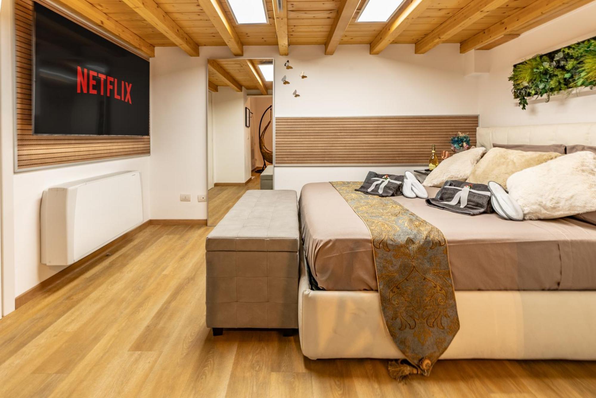Luxe & Central Haven - Jacuzzi, Sauna, Steam, Private Parking Como Zewnętrze zdjęcie